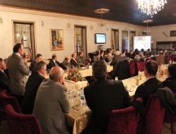 Büyükşehir'de Memur-Sen buluşması